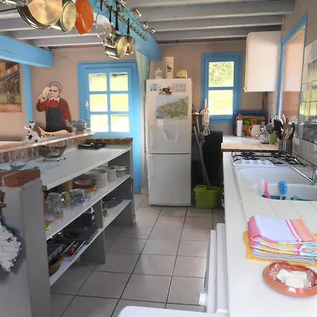 Le En Bordure De Foret Holiday home